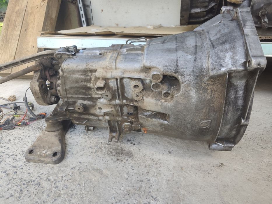 Коробка передач Bmw E34 Е36 Е38 Е39 M51B25 ZF tdi Бмв 2.5 турбо дизель м51  Мкпп 5 Ступка механіка куліса муфта
