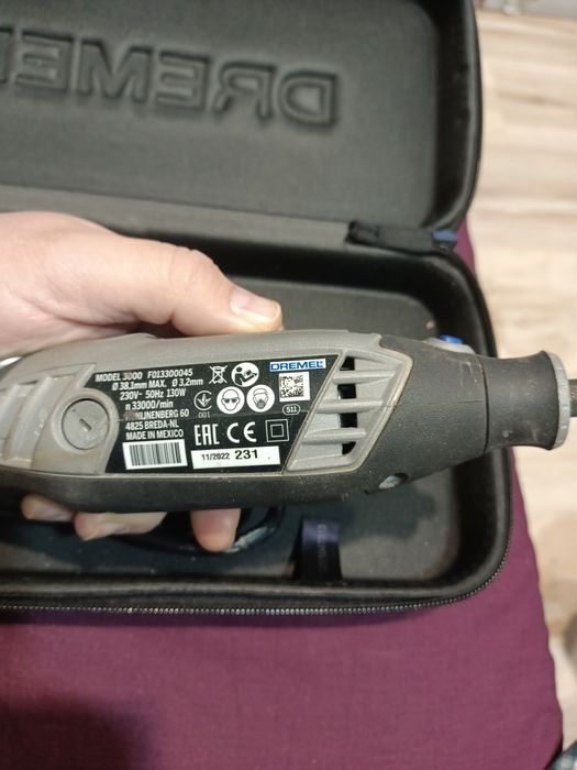 Narzędzie wielofunkcyjne multi szlifierka Dremel 3000