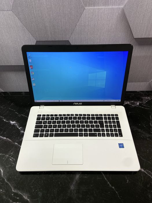 Ноутбук Asus F751S