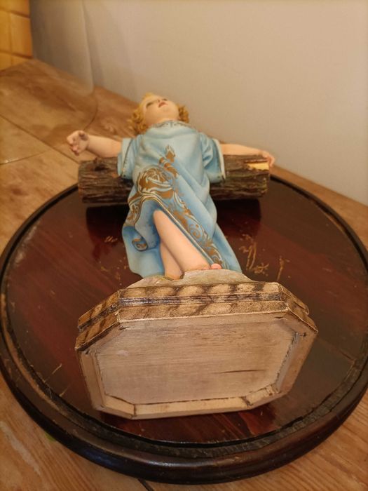 Estatueta Menino Jesus em madeira