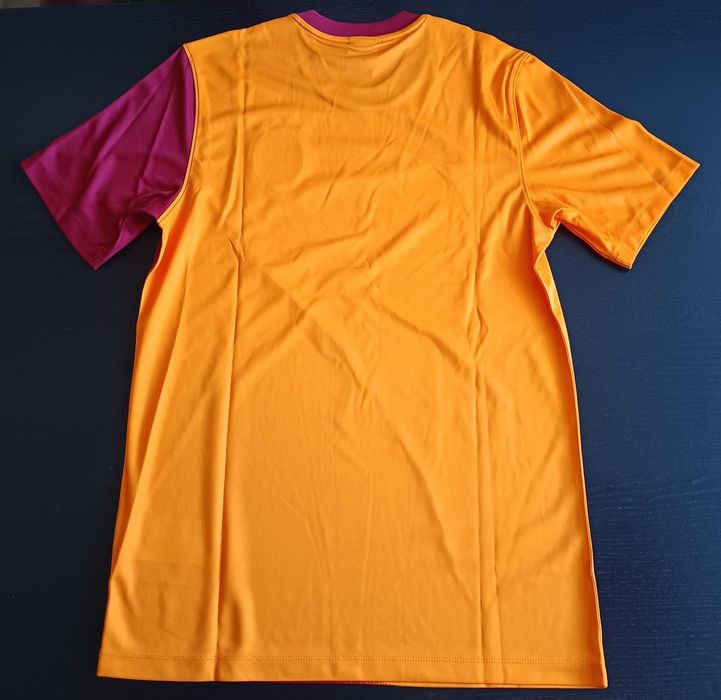 Camisola Galatasarai