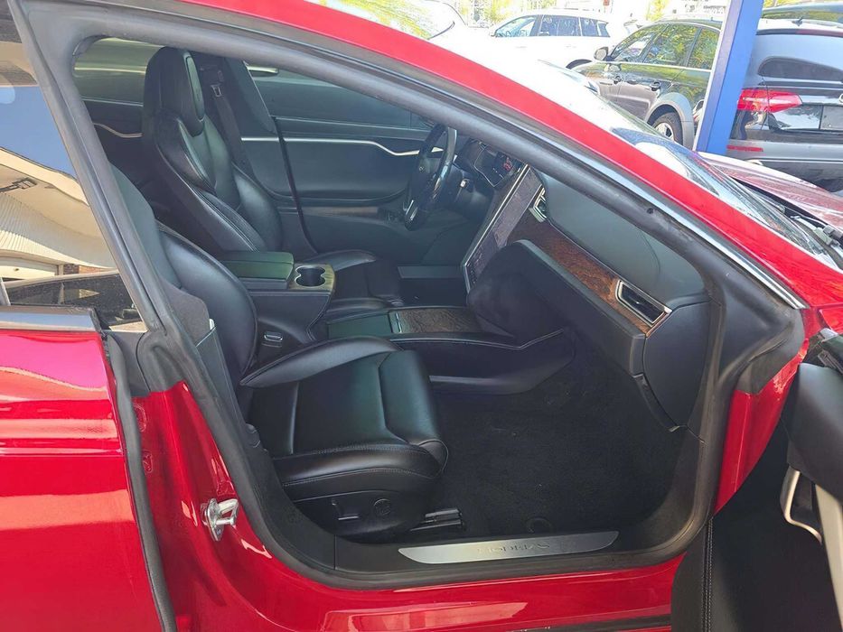 Tesla Model S 100D      2019