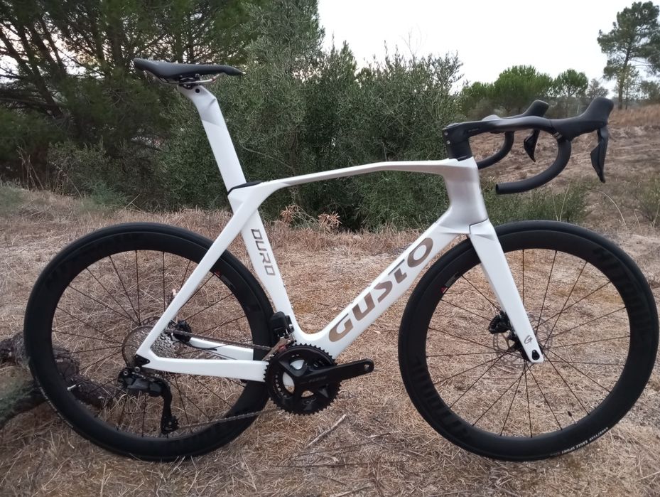 Gusto Duro EVO Full Carbono