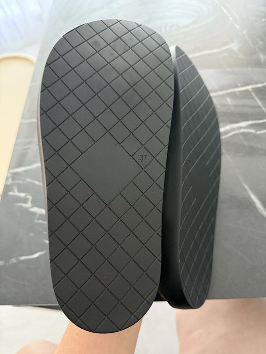 Клоги зеленого кольору , нові