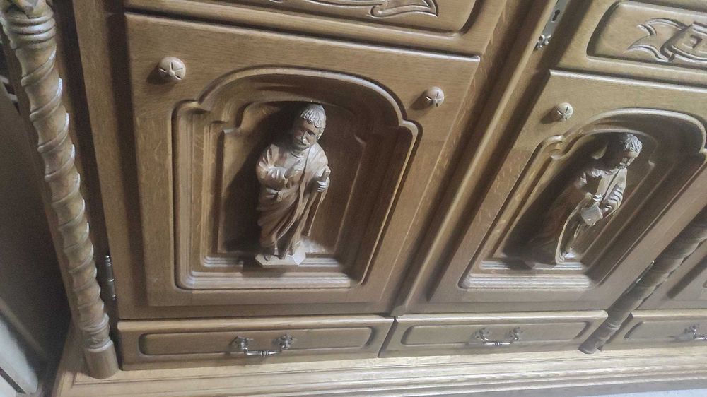 Witryna kredens dębowy biblioteka rzeźby figuralne meble do kancelari!!