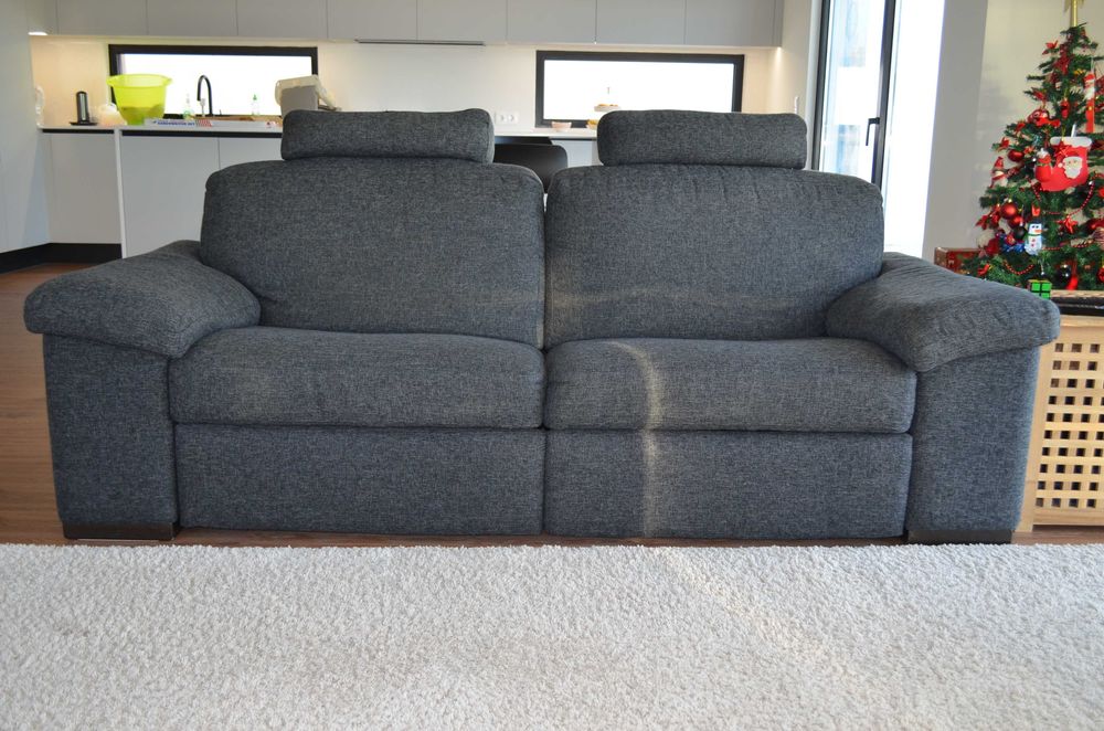 Sofá Divani & Divani  com reclinação elétrica