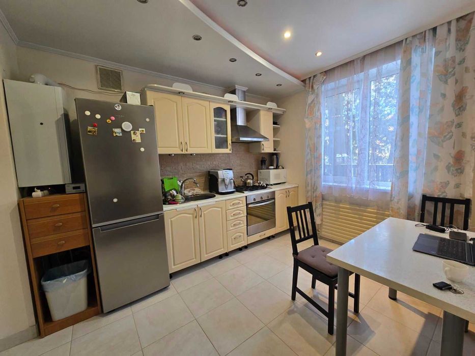 Продам будинок в р-оні ДВРЗ, провулок Паровозний,3 метро Чернігівська