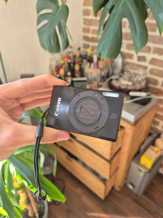 Canon IXUS 500 HS | bateria + ładowarka + oryginalne etui | w pełni sprawny