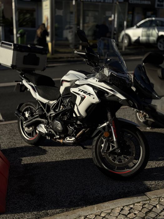 Benelli trk 502 extras