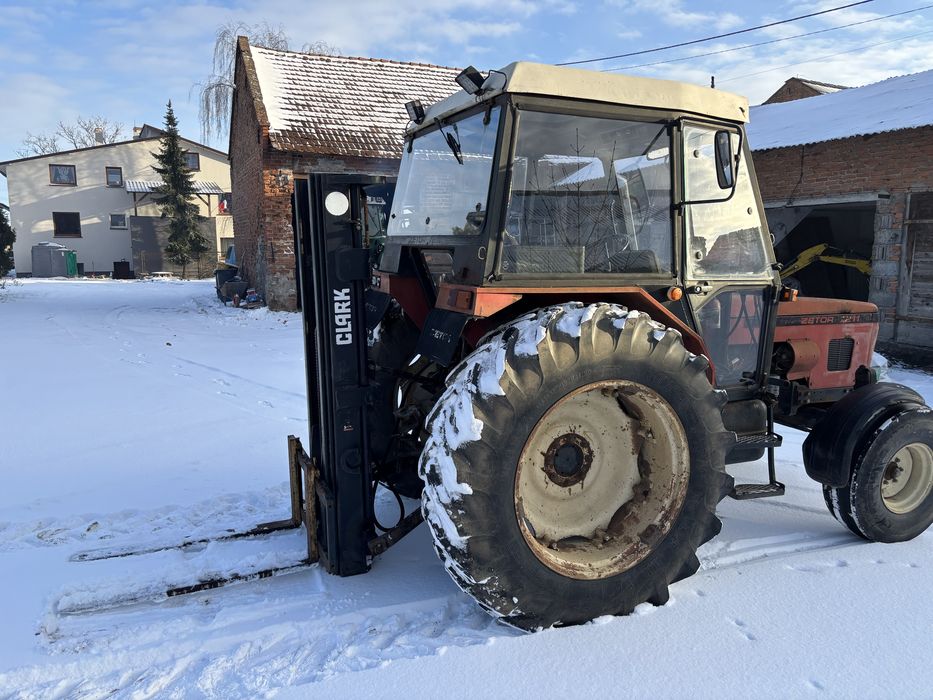 Zetor 7211 w dobrym stanie technicznym