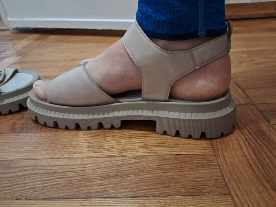 Босоніжки Mida 39 розмір