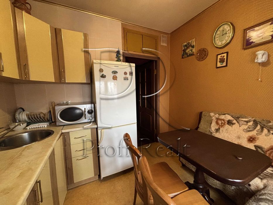 Оренда 3 кімн. квартири, вул.Прирічна 17г,Мінська,Оболонь,Героїв Дніпр