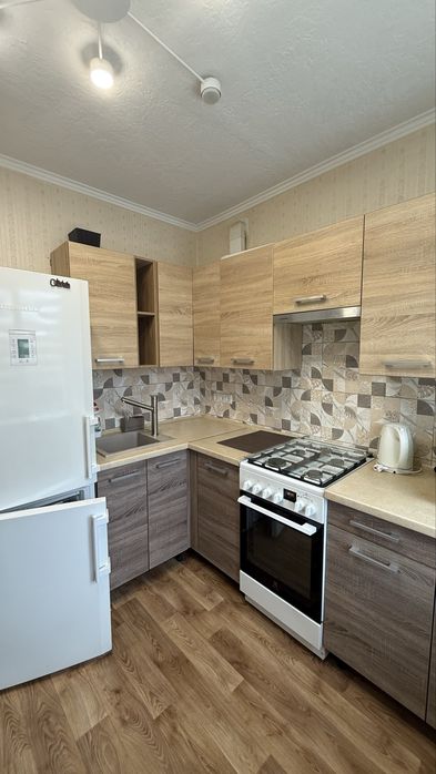 Продажа Квартиры на ул. Рабочей низ озерка Леси Украинки пр. Поля