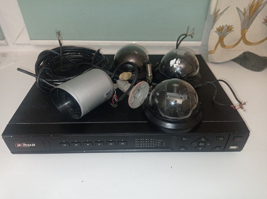 Аналоговый видеорегистратор Dahua DH-DVR0804HF-A