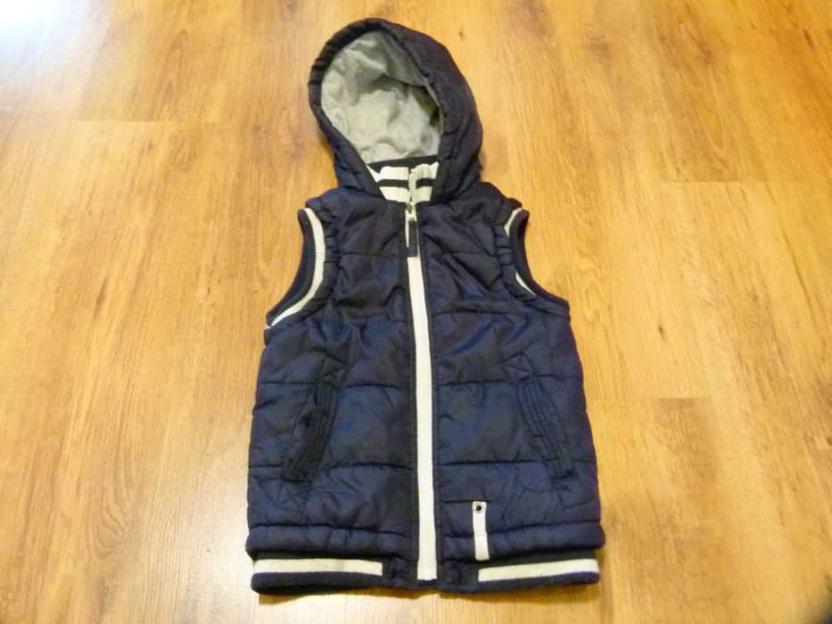 rozm 116 F&F kamizelka puchowa ocieplacz granatowy chłopięcy