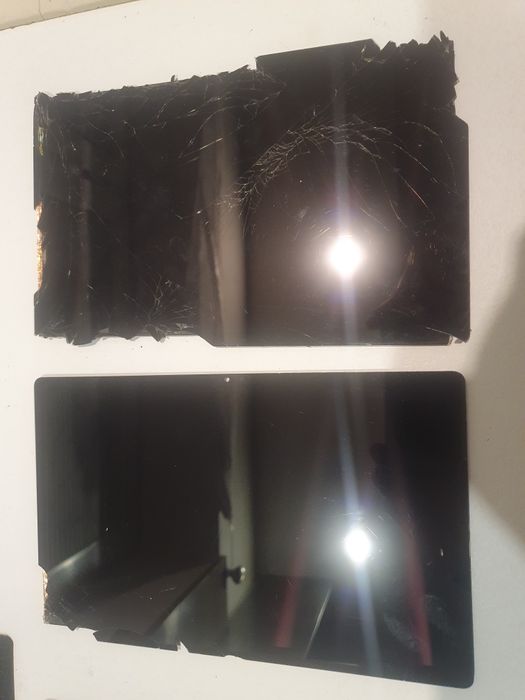 2x lcd uszkodzone T Tablet 5G T-mobile do zgrania danych
 Timobile