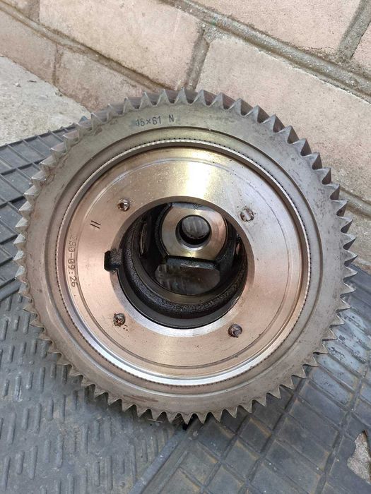 Диференціал КПП 15x61 зубів JC7000 JC7001 Дифференциал 15 61 зуб