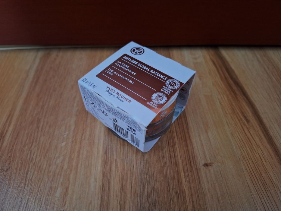 Yves rocher anti-age global radiance kuracja rozświetlająca kapsułki