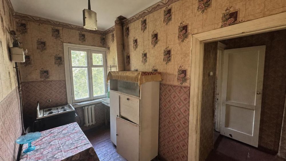 Продам 2-х комнатную квартиру переулок Максима Чиженка