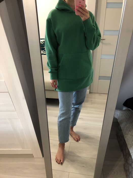 Zielona dłuższa bluza oversize