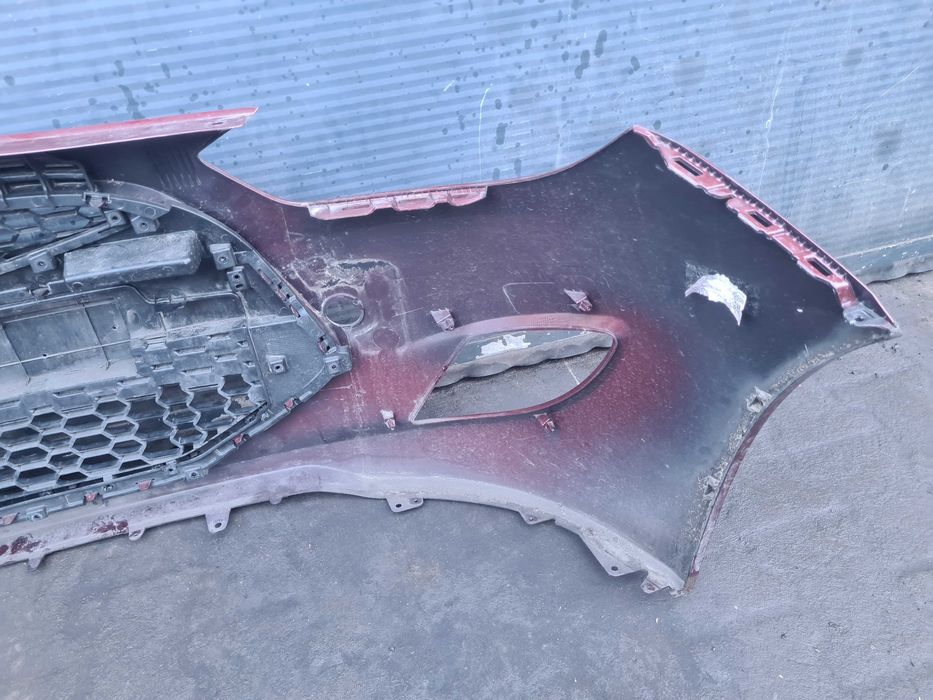 Hyundai IX 20 zderzak przedni 2015r