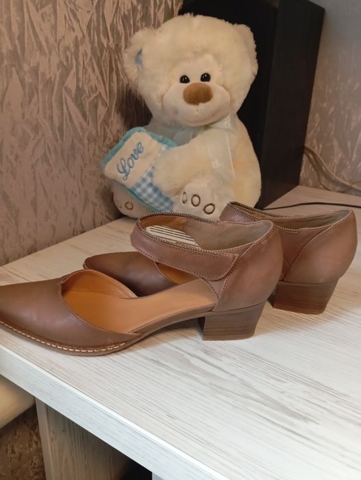 Туфлі жіночі . Розмір 36