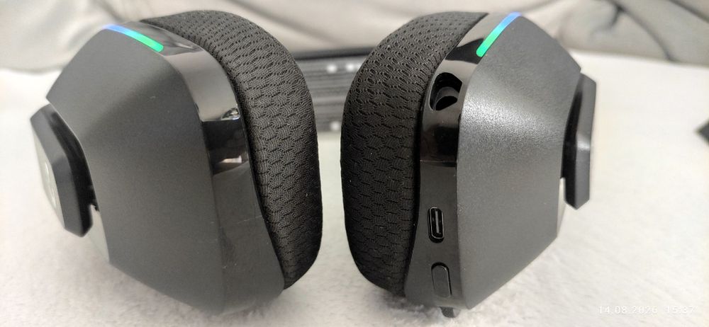 Słuchawki Logitech G733