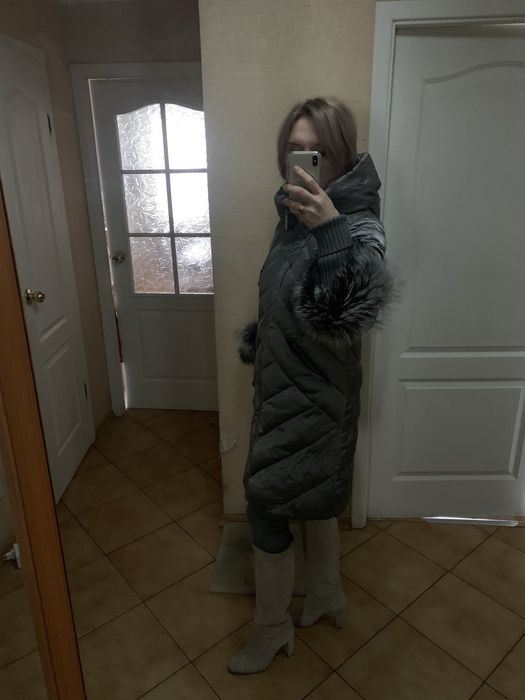 Жіночий пуховик з хутром чорнобурки, стильний та теплий!