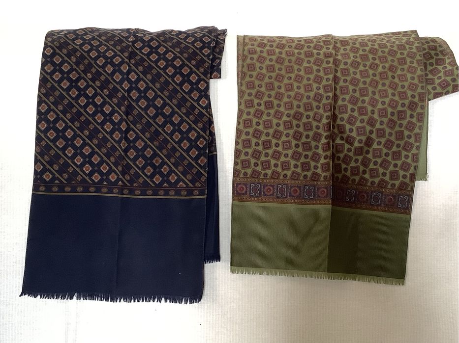 Duas faixas de pescoço