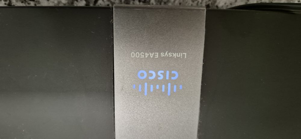 Router Cisco Linksys EA 4500 Wi-Fi with power supply64586204019842121