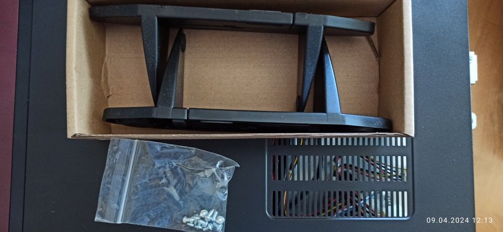 Корпус Foxconn RS-107L з блоком живлення 250W