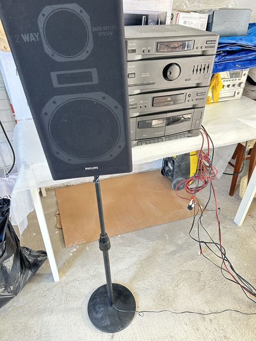 Aparelhagem Philips com colunas