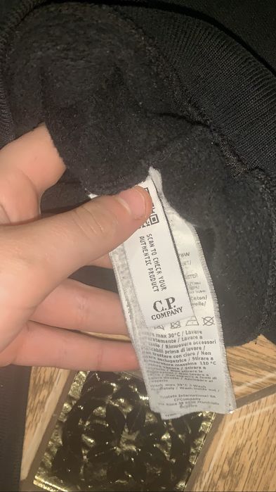 Продам світшот C.P. Company