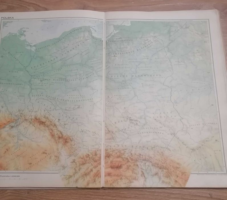 Zabytkowa stara mapa geograficzna 1962