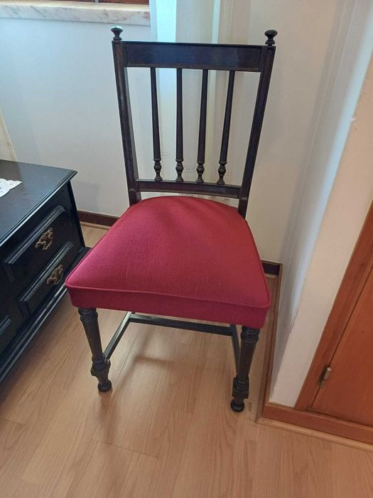 Mobília de quarto de casal estilo colonial