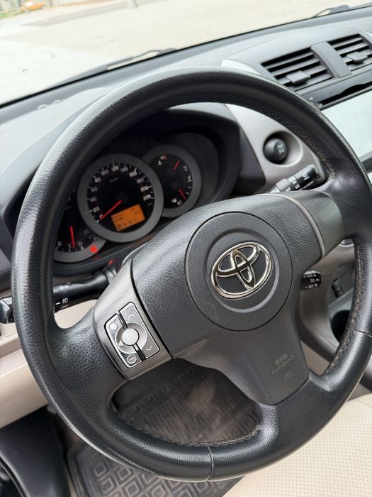 Tayota RAV4 2006