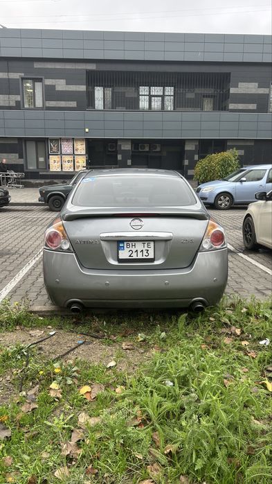 Продам nissan altima