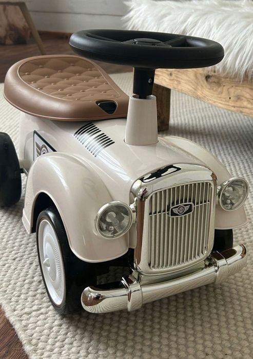 Jeździk dla dziecka samochód auto