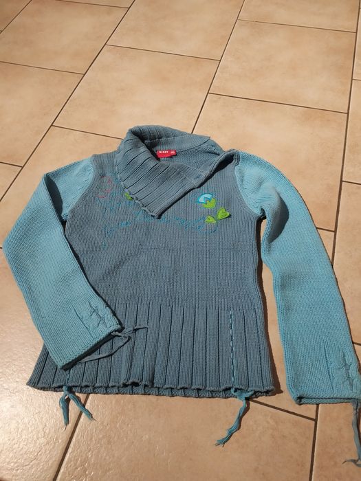 dziewczęcy sweter 146