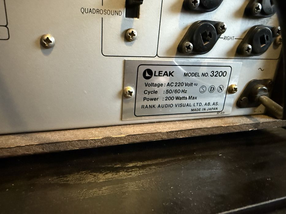 Leak 3200 receiver