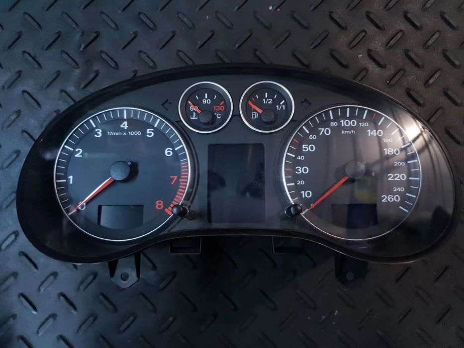 AUDI A3 8P 1.6B LICZNIK 8P0920930J WERSJA EUROPEJSKA