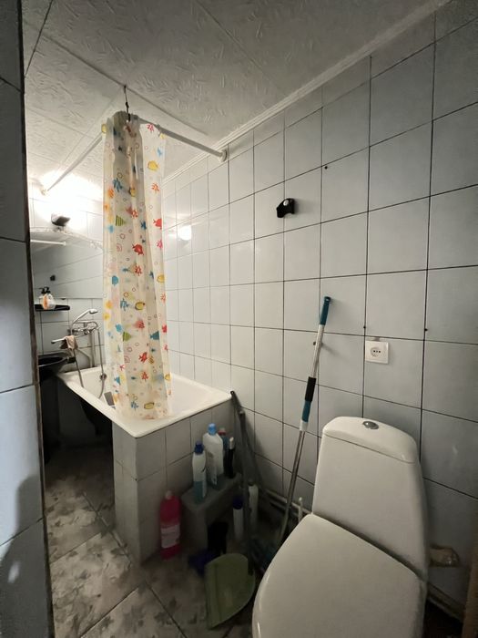 В Продажу приміщення в Центрі з ремонтом