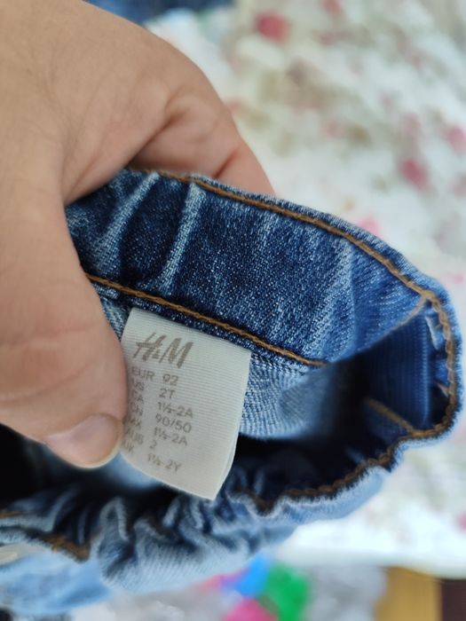 H&M джинсы на мальчика, размер 92