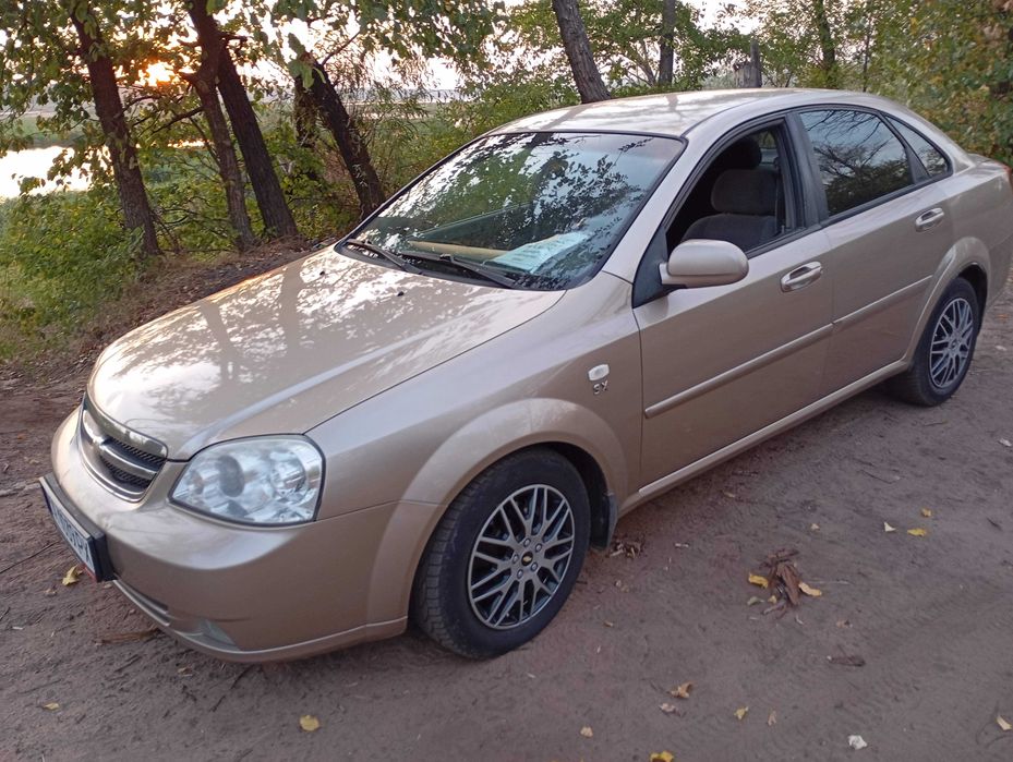 В рассрочку Chevrolet Lacetti на газу (евро 4 ) с кондиционером