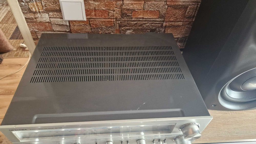 Amplituner Toshiba SE-735
