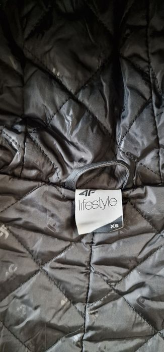 Kurtka Parka 4F z odpinaną kamizelką XS
