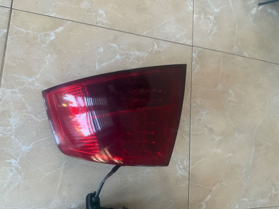 Lampy tylne Audi a8 d3 przed lift