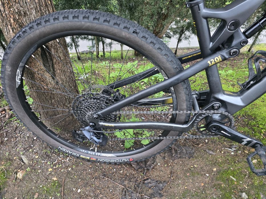 Btt suspensao total carbono 29 m