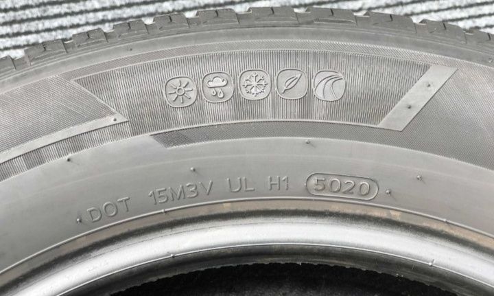 235/60/18 Hankook Ханкок 2шт шини резина