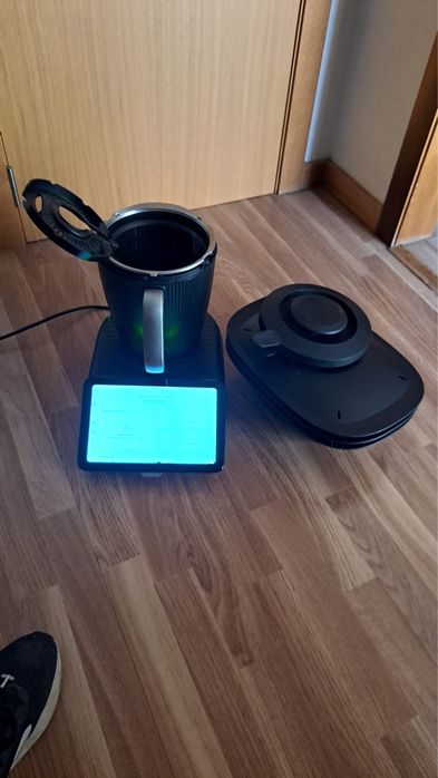 Robo de cozinha Bimby TM7
